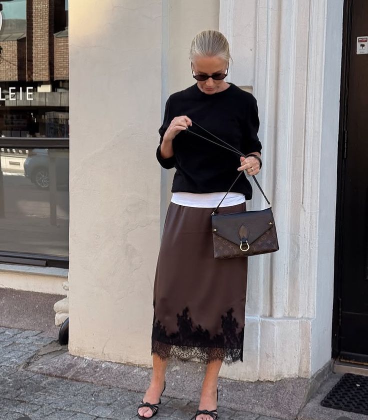 Paris Lace Edit