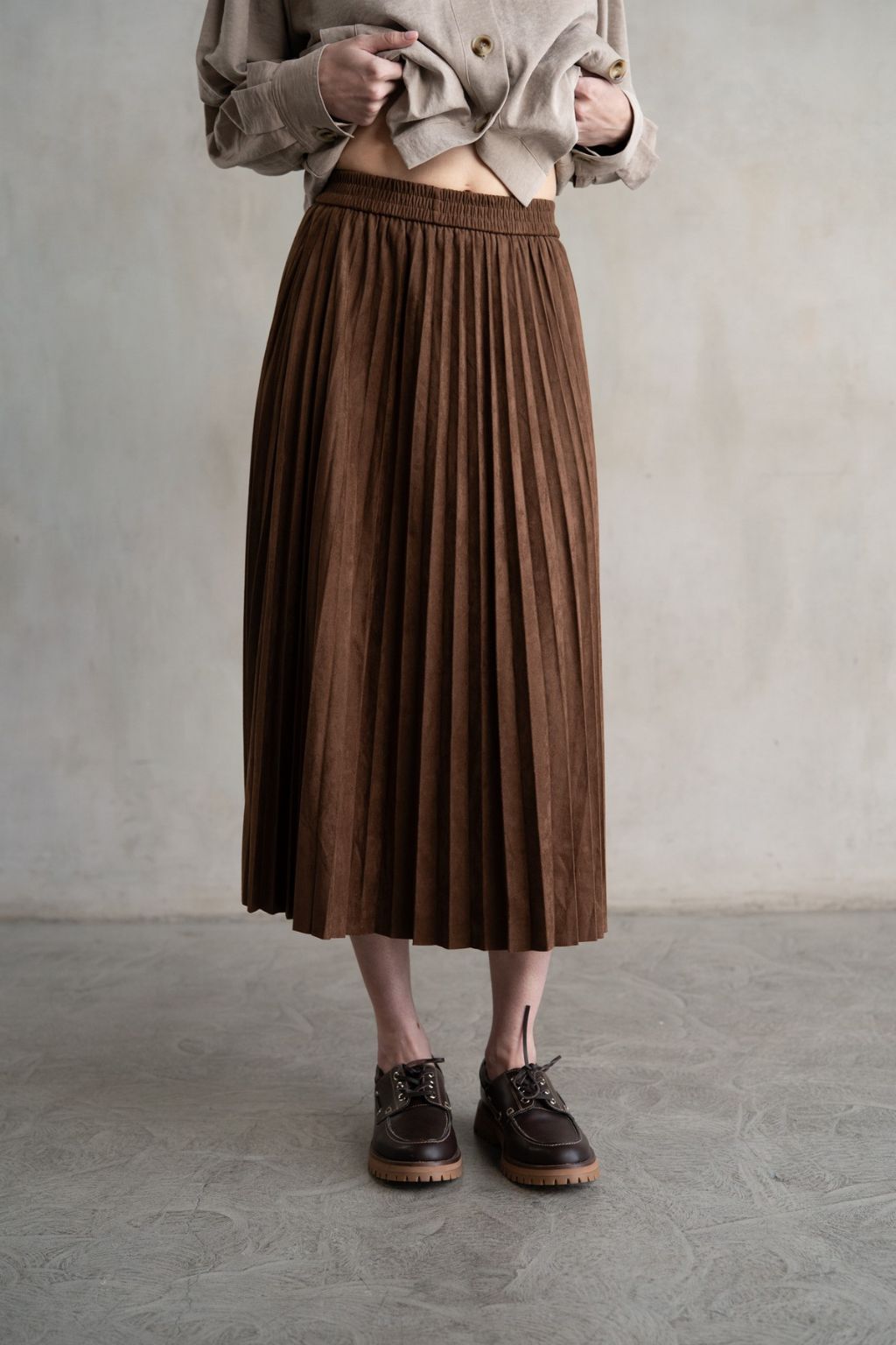 Olive and Bette's - Pleated Midi Skirt - Brown