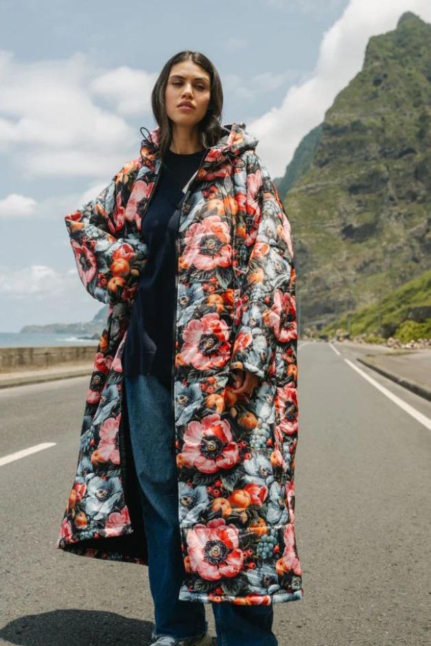 Sitting Suits - Esmerelda