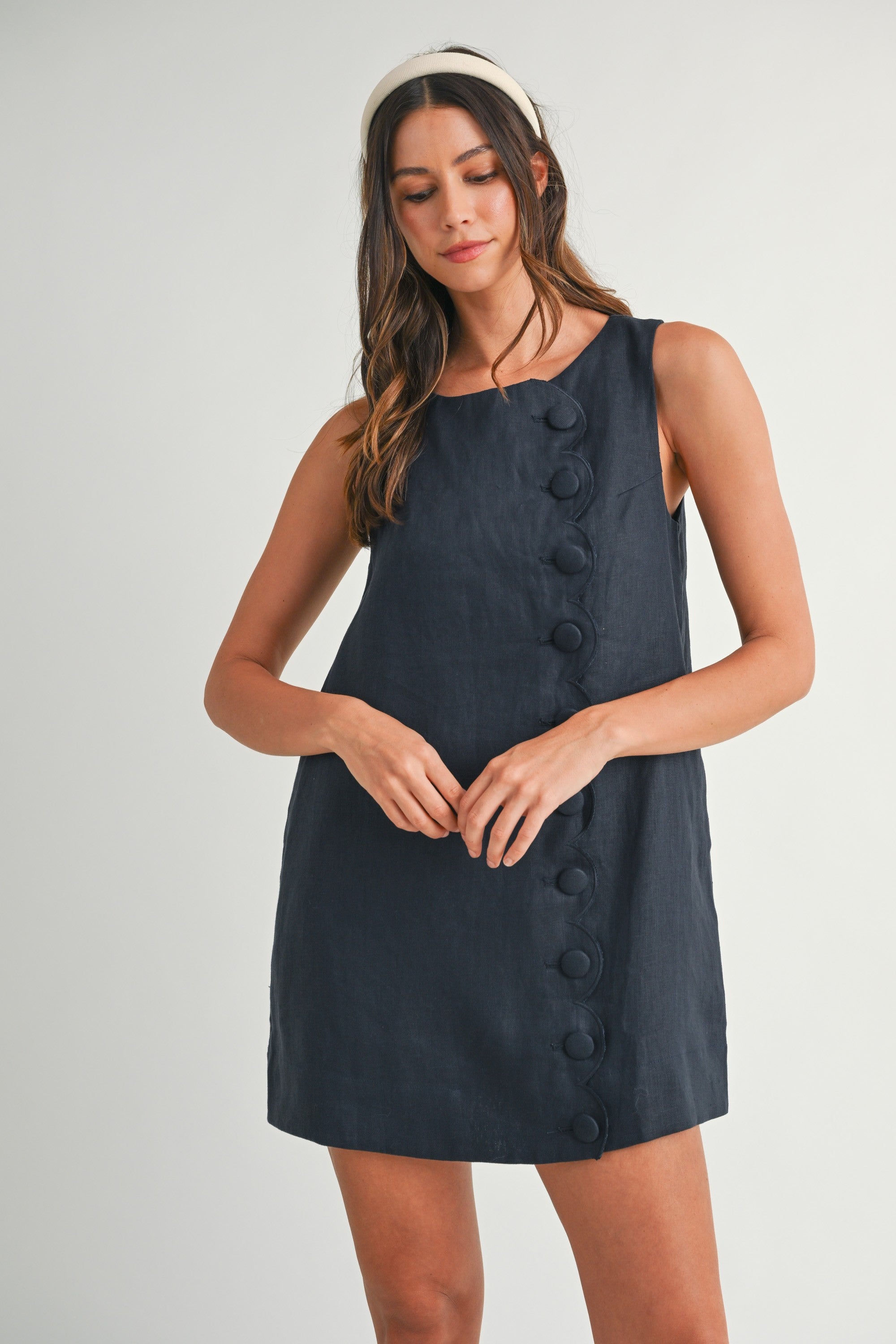 Road G - Linen Scallop Button Dress