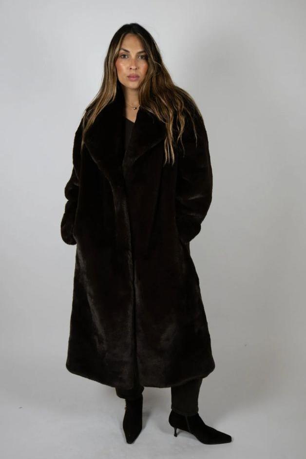 Angel Wings - Ajax Coat - Queen