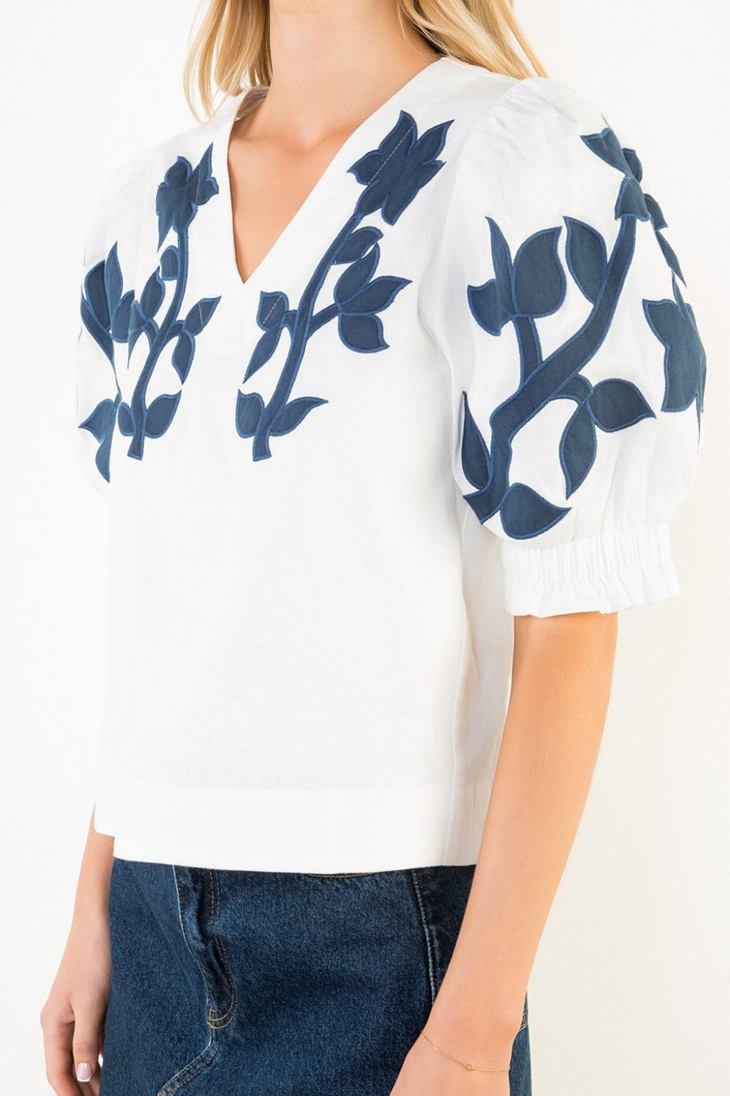 Olive and Bette's - Embroidered Puff Sleeve Top