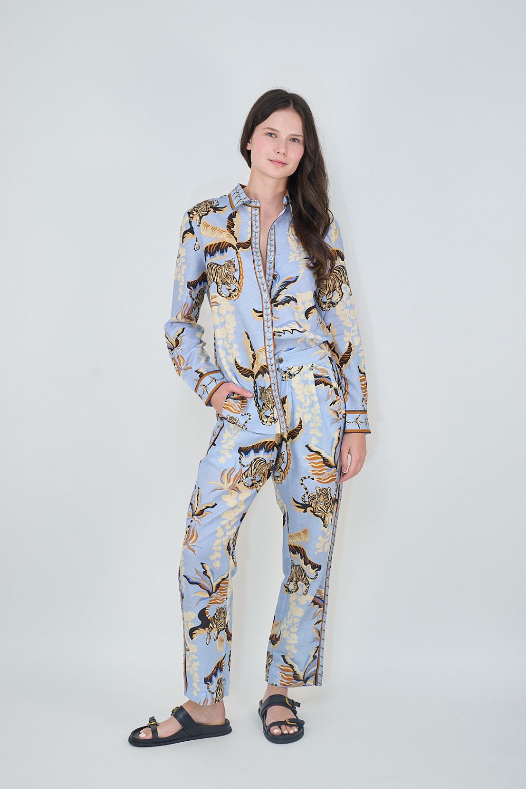 Las Surenas - Shirt Bali Tiger Light Blue