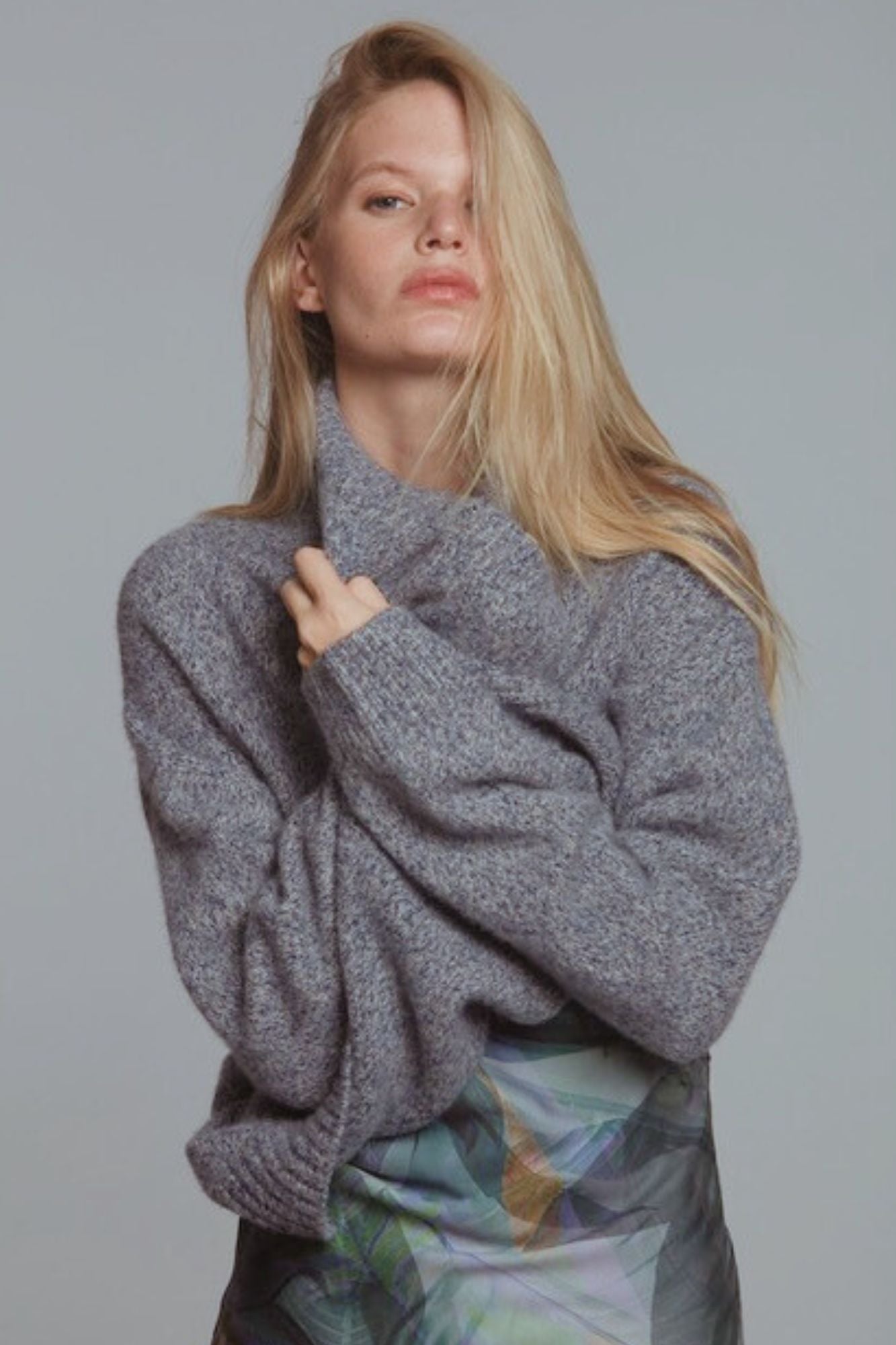 Hasson - Oversized Boxy Turtleneck