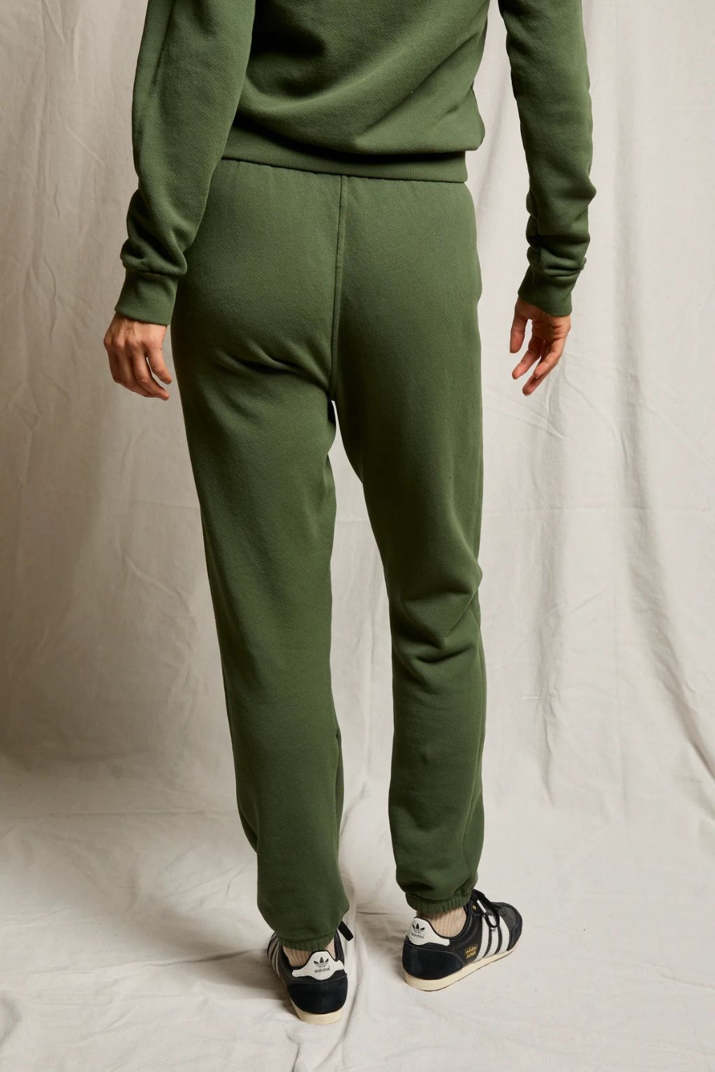 Perfect White Tee - Stevie Fleece Sweatpant