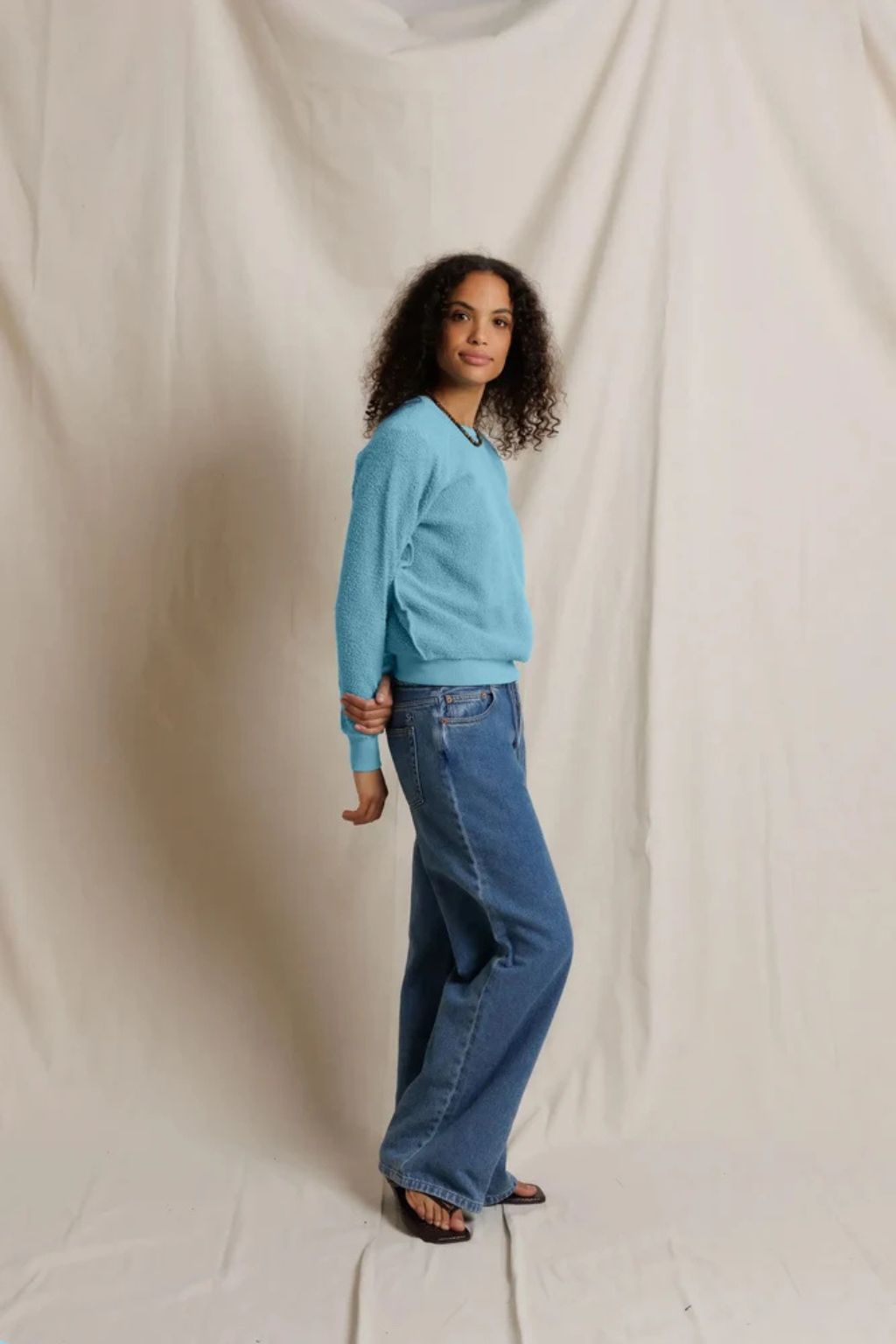Perfect White Tee - Ziggy - Fall Colors