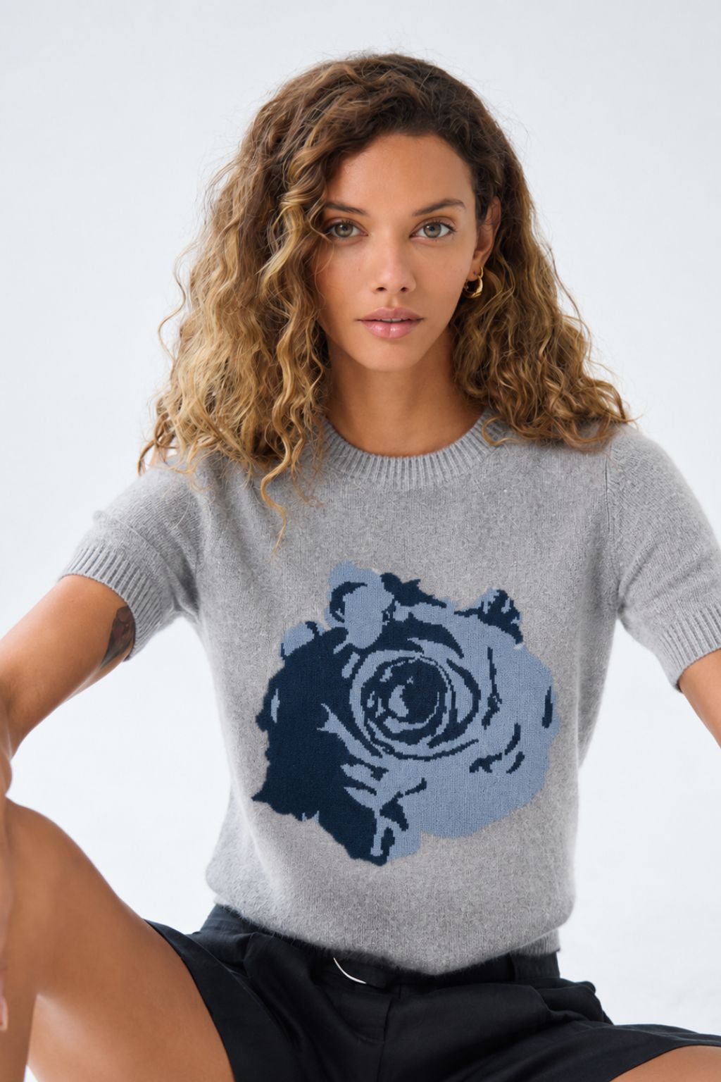 Autumn Cashmere - Short Sleeve Rose Crew - Sweatshirt