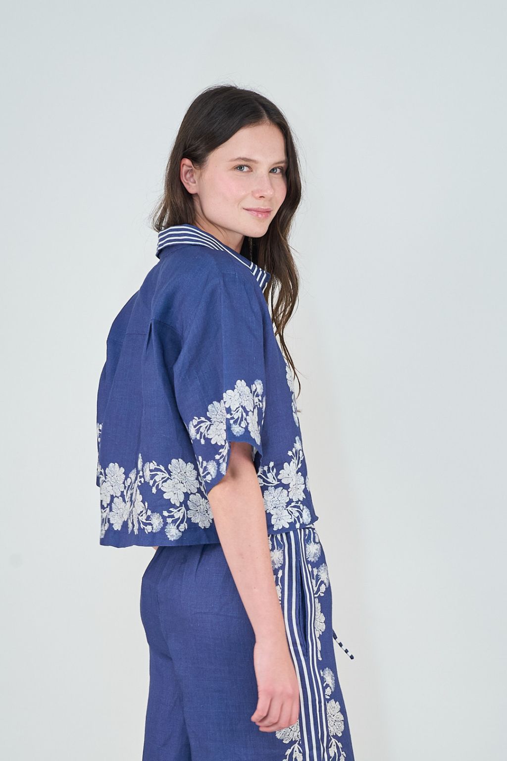 Las Surenas - Shirt Wild Flower - Blue
