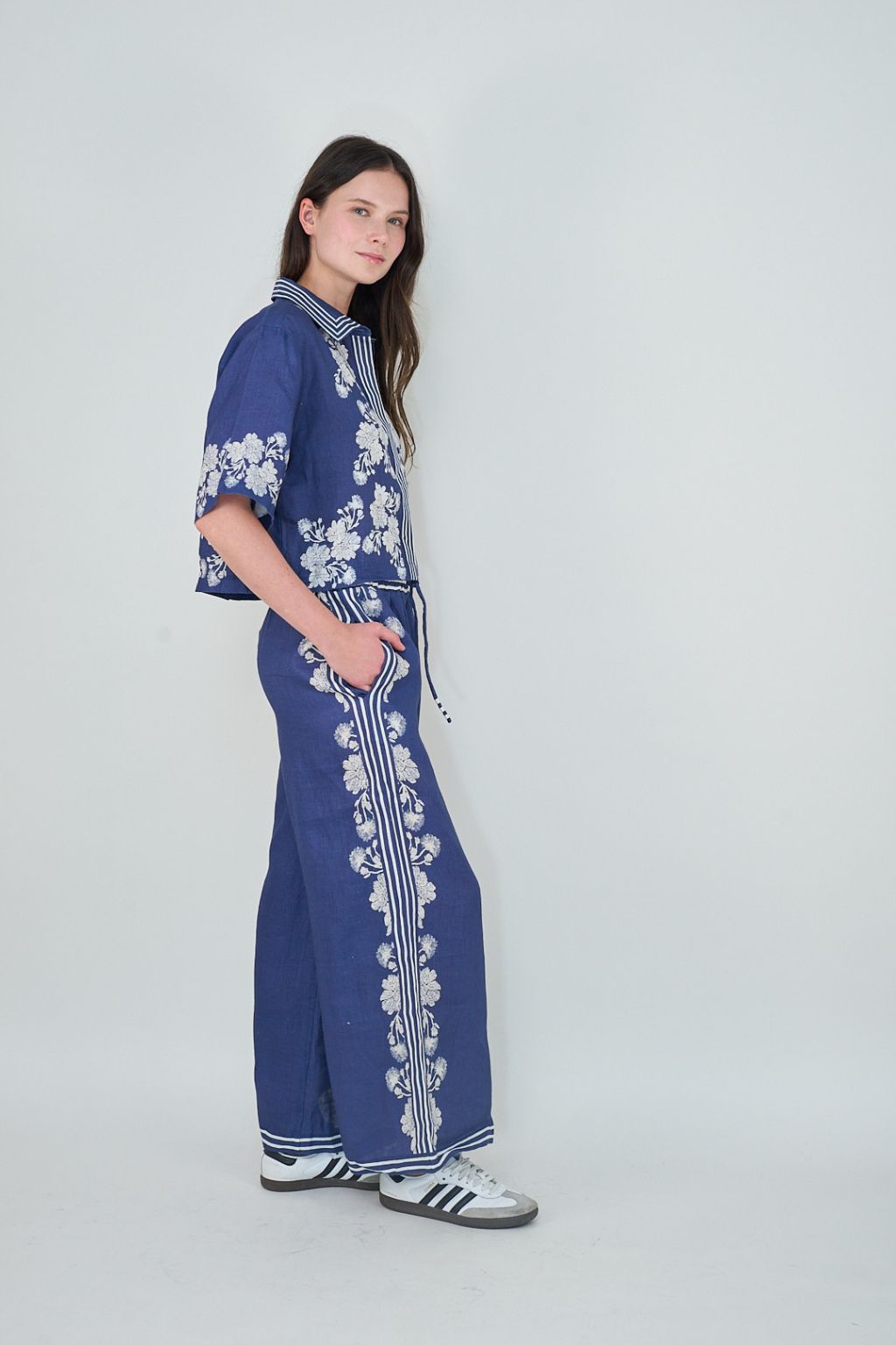 Las Surenas - Pant Wild Flower - Blue