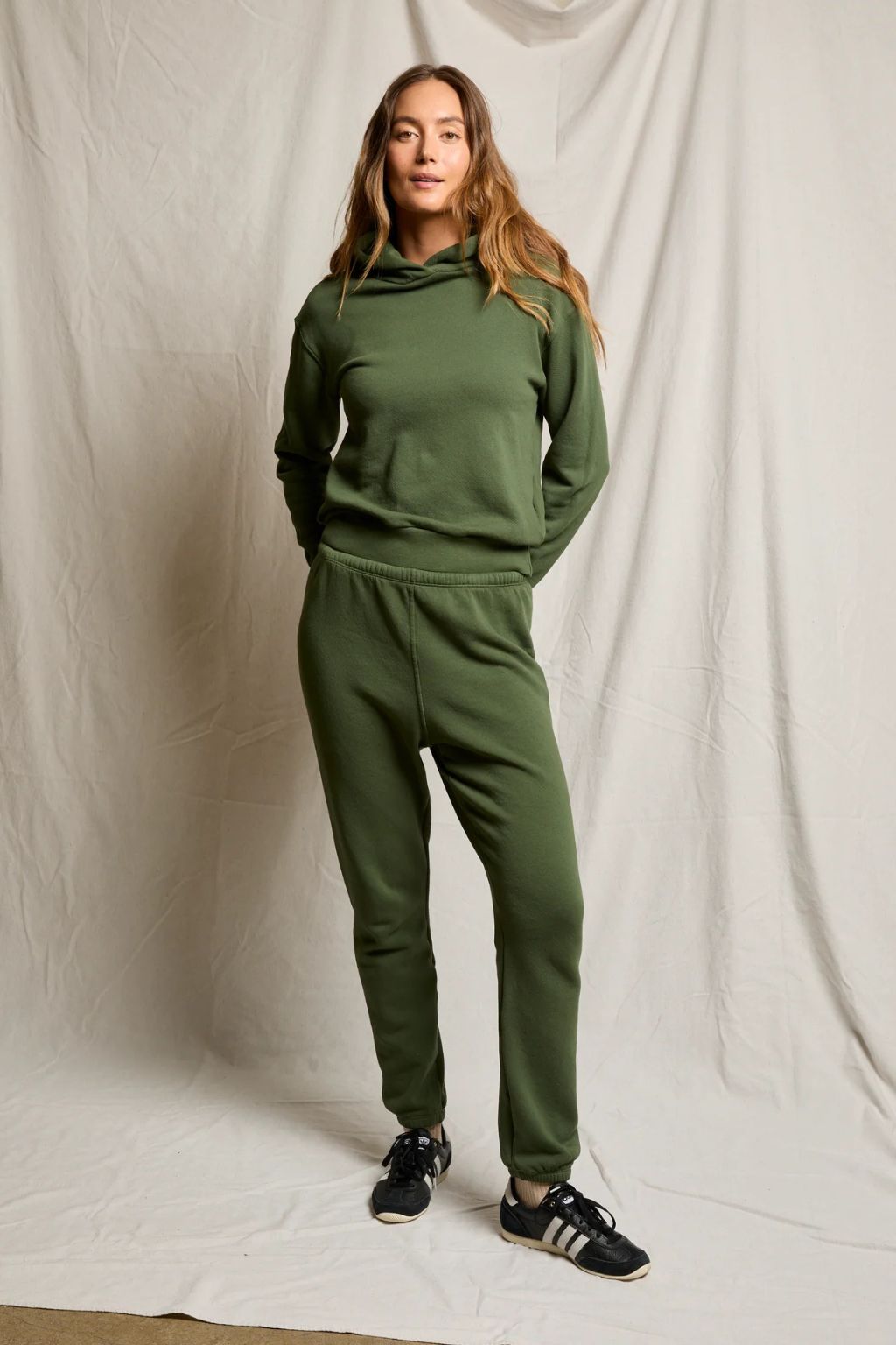 Perfect White Tee - Stevie Fleece Sweatpant