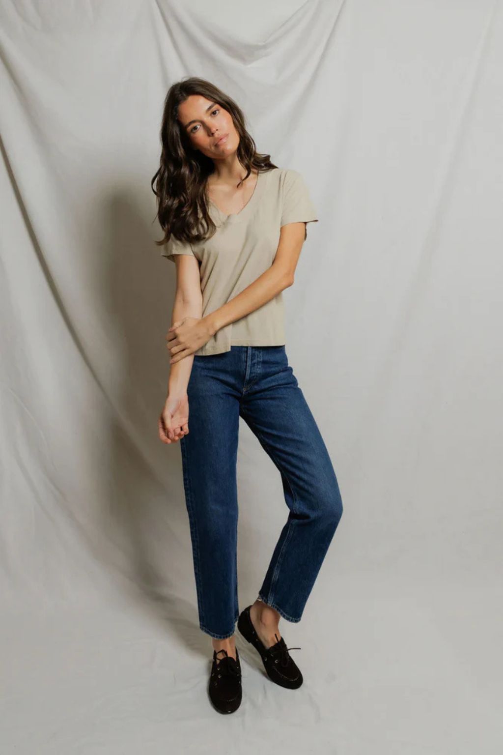 Perfect White Tee - Hendrix Boxy V Neck Tee