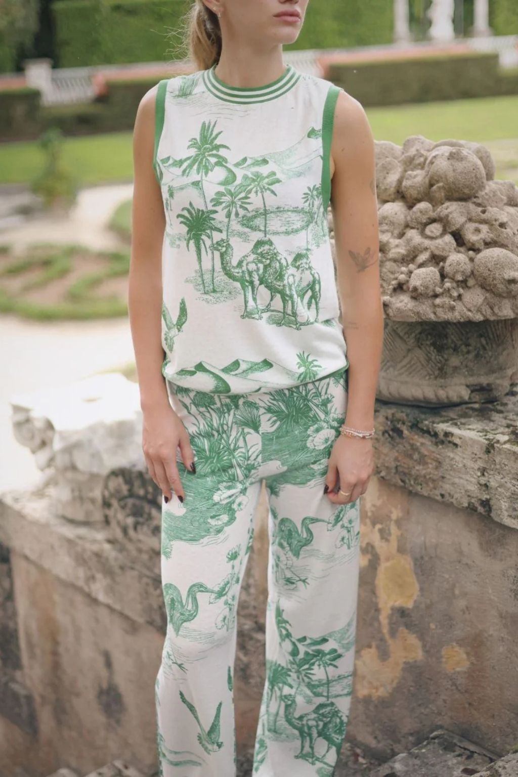 Las Surenas - Mystic Desert Green Top