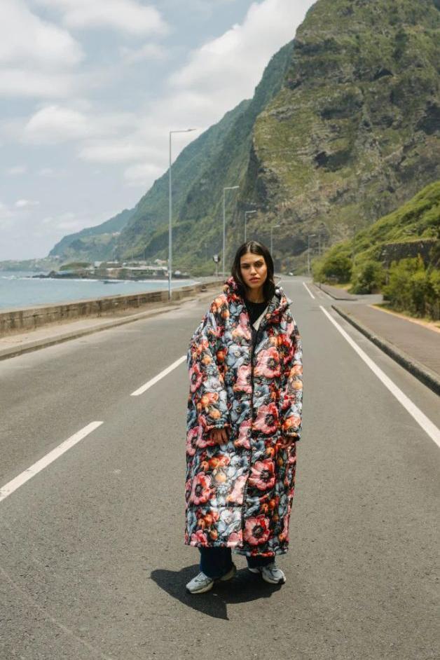 Sitting Suits - Esmerelda