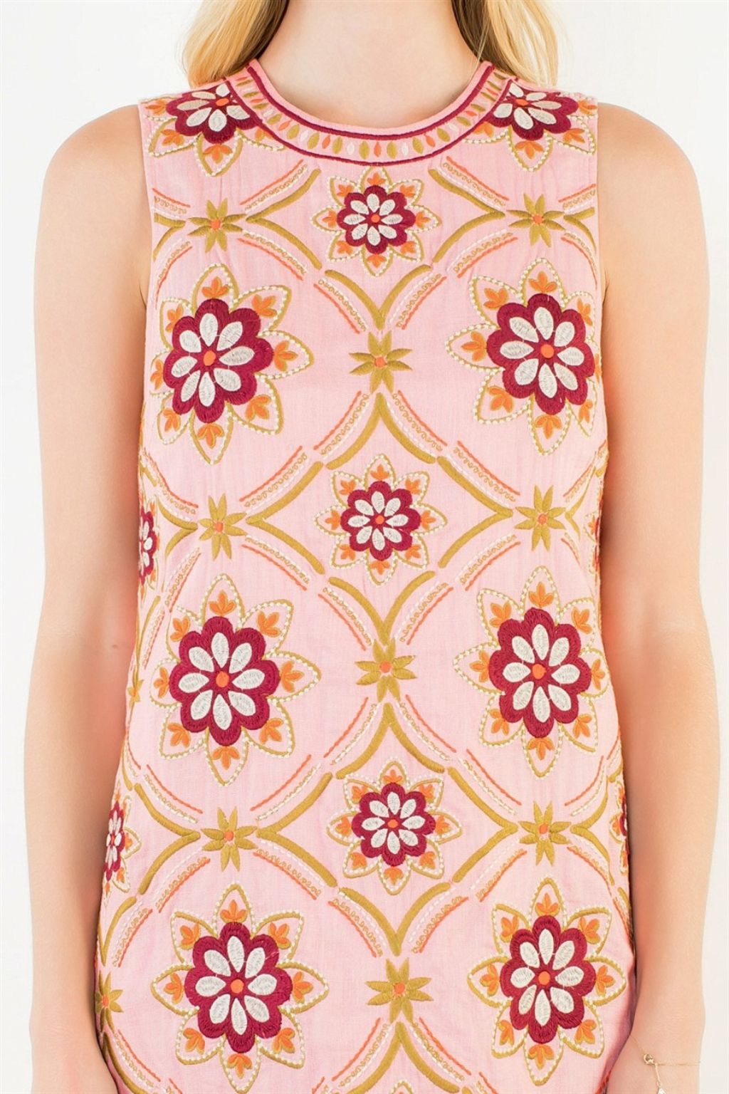 Olive and Bette's - Sleeveless Floral Embroidery Detail Dress - Pink