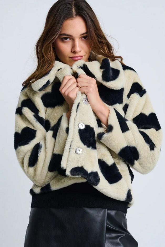 Lisa Todd - Love Shag Furry Heart Jacket - Cream/Black