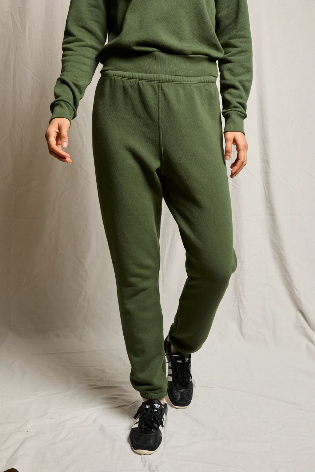 Perfect White Tee - Stevie Fleece Sweatpant