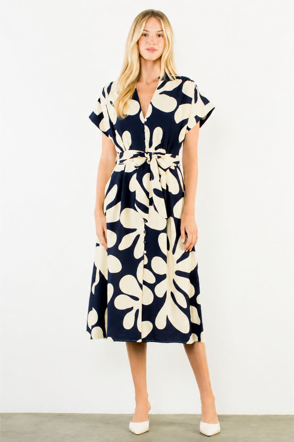 Olive and Bette's - Sleeveless Button Down Midi Dress With Tie Waist